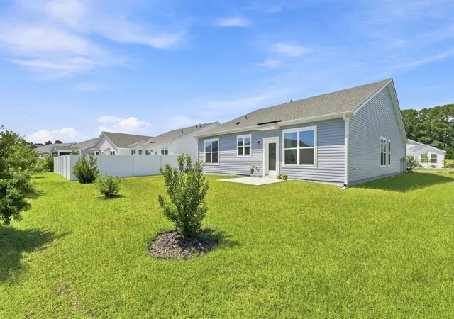 Photo 3 of Single family home for sale at 345 Kapalua Loop, Little River, SC 29566 | MLS# 2622519 | Listing updated on 2026-09-11