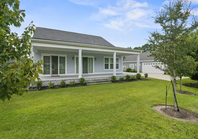 Photo 4 of Sale Pending at 1009 Noddy Ct, Conway, SC 29526 | MLS# 2622527 | Listing updated on 2026-09-30