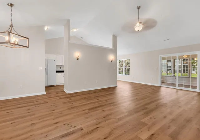 Photo 3 of Single family home for sale at 336 Lynco Ln, Myrtle Beach, SC 29575 | MLS# 2622547 | Listing updated on 2026-09-24