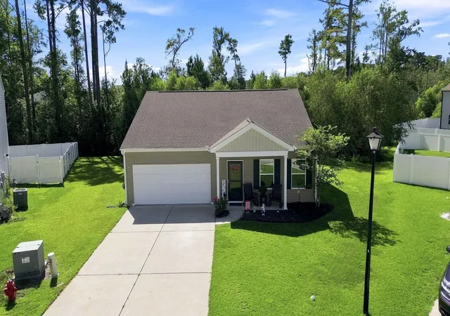 Photo 3 of Single family home for sale at 442 Stevia Ct, Conway, SC 29526 | MLS# 2622569 | Listing updated on 2026-09-30