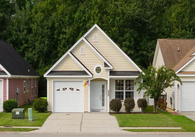 Photo 2 of Single family home for sale at 169 Foxpath Loop, Myrtle Beach, SC 29588 | MLS# 2622578 | Listing updated on 2026-09-12