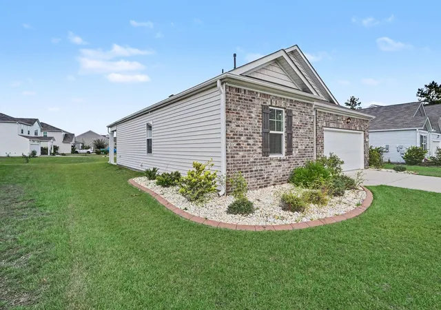 Photo 2 of Single family home for sale at 3927 Nandina Ct, Conway, SC 29526 | MLS# 2622582 | Listing updated on 2026-09-14
