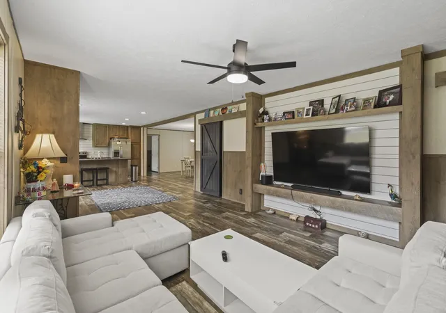 Photo 2 of Manufactured home for sale at 85 Fyffe Ct, Georgetown, SC 29440 | MLS# 2622635 | Listing updated on 2026-09-14
