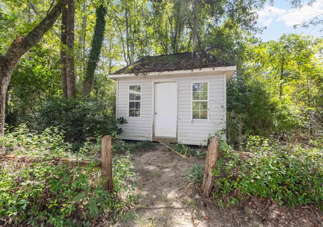 Photo 3 of Single family home for sale at 4188 Tilly Swamp Rd, Conway, SC 29526 | MLS# 2622638 | Listing updated on 2026-09-21