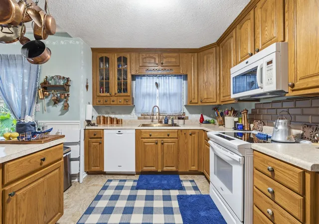 Photo 3 of Single family home for sale at 414 Killarney Dr, Myrtle Beach, SC 29588 | MLS# 2622672 | Listing updated on 2026-09-14