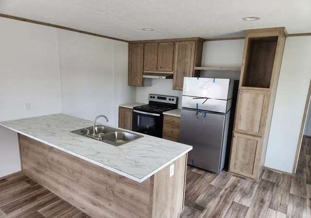 Photo 3 of Manufactured home for sale at 2728 Leo Dr, Myrtle Beach, SC 29575 | MLS# 2622683 | Listing updated on 2026-09-14