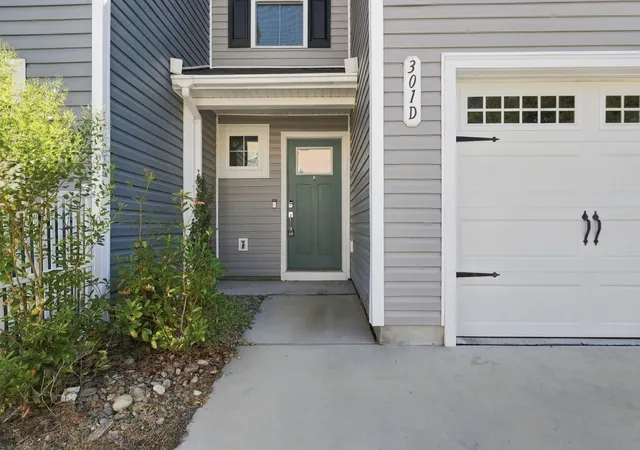 Photo 2 of Townhouse for sale at 301 Granada St #D, Myrtle Beach, SC 29579 | MLS# 2623171 | Listing updated on 2026-10-22