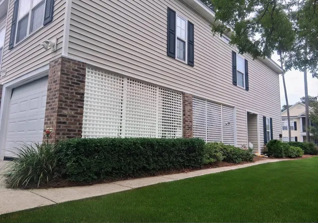 Photo 2 of Single family home for sale at 1372 Cottage Dr, Myrtle Beach, SC 29577 | MLS# 2624702 | Listing updated on 2026-10-22