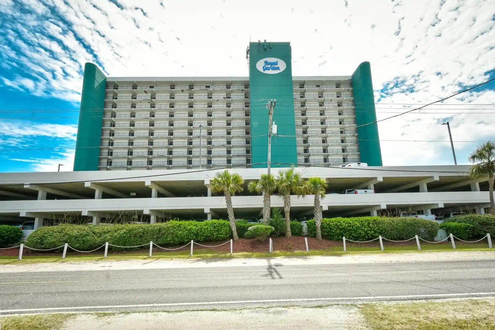 Listing Photo 2 - Condo for sale in 1210 N Waccamaw Dr located at 1210 N Waccamaw Dr, Murrells Inlet, SC 29576 - Unit #507