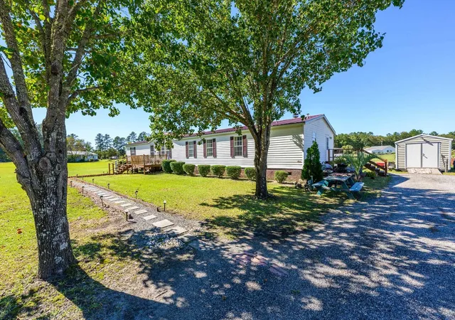 Photo 1 of Manufactured home for sale at 5372 Party Pines Rd, Conway, SC 29526 | MLS# 2625752 | Listing updated on 2026-10-21
