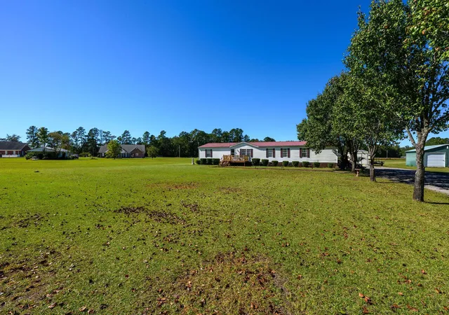 Photo 2 of Manufactured home for sale at 5372 Party Pines Rd, Conway, SC 29526 | MLS# 2625752 | Listing updated on 2026-10-21