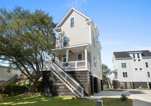 Photo 4 of Single family home for sale at 112 Tidal Crk Dr, Murrells Inlet, SC 29576 | MLS# 2625754 | Listing updated on 2026-10-22