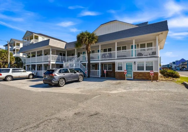 Photo 3 of Condo for sale at 202 28th Avenue N #2, North Myrtle Beach, SC 29582 | MLS# 2625757 | Listing updated on 2026-10-21