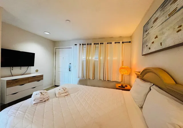 Photo 3 of Condo for sale at 2000 S Ocean Blvd #V-305, Myrtle Beach, SC 29577 | MLS# 2625759 | Listing updated on 2026-10-21