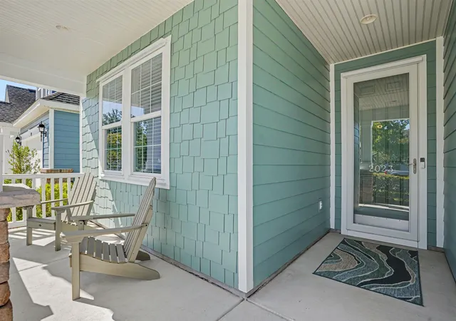 Photo 3 of Single family home for sale at 2023 Oxford Dr, Myrtle Beach, SC 29577 | MLS# 2625774 | Listing updated on 2026-10-22