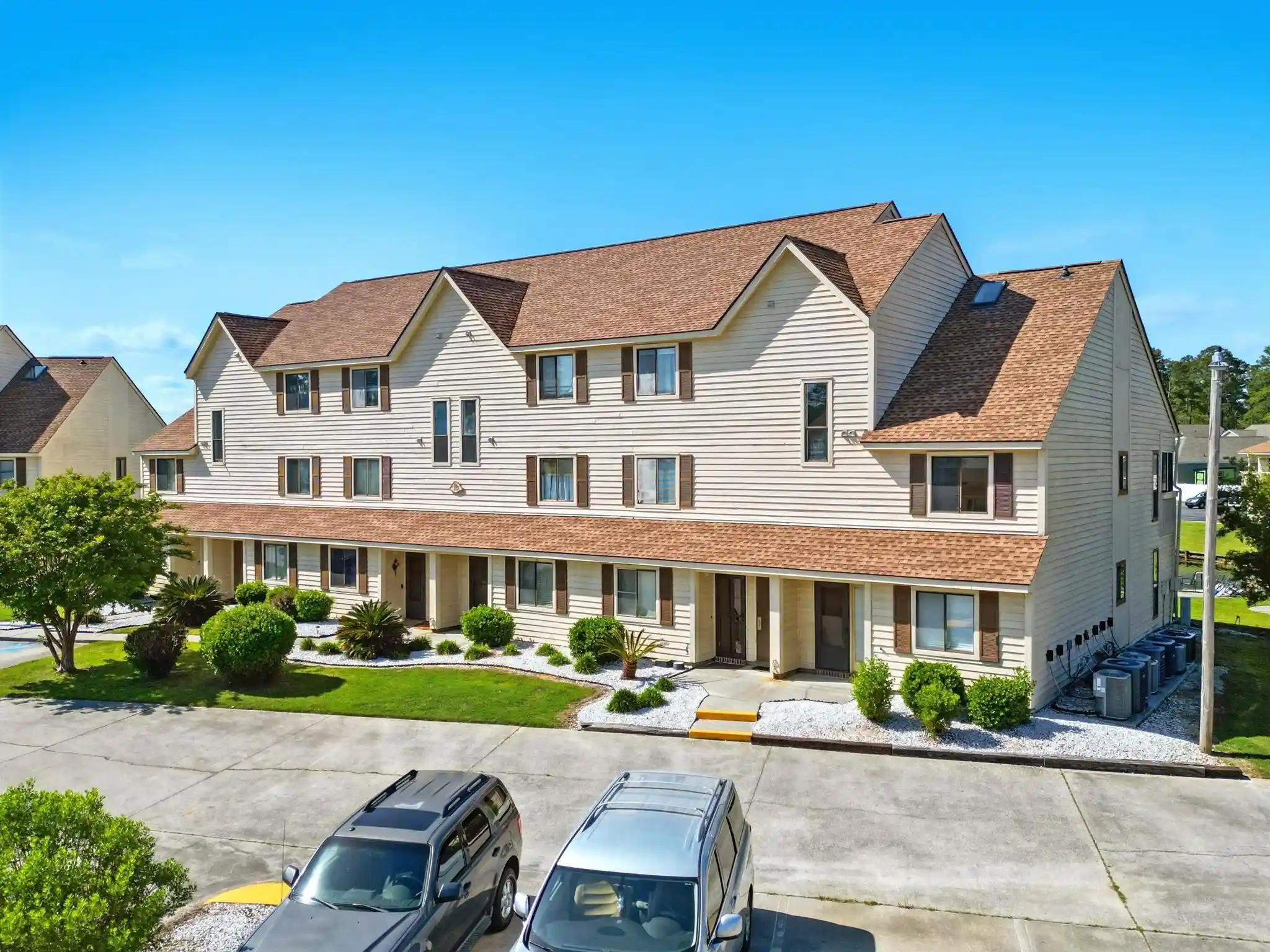 Listing Photo 2 - Condo for sale in 510 Fairwood Lakes Dr located at 510 Fairwood Lakes Dr, North Myrtle Beach, SC 29588 - Unit #N16
