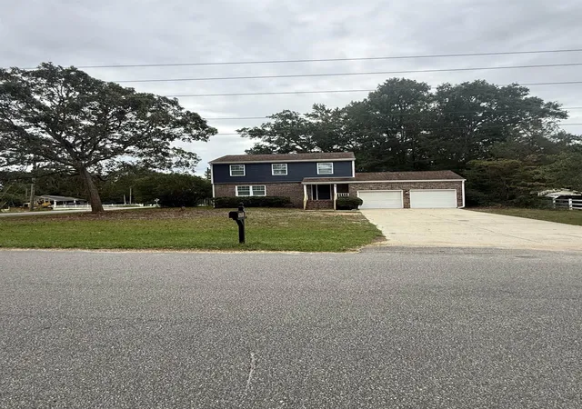 Photo 1 of Single family home for sale at 26 Smith Blvd, Myrtle Beach, SC 29588 | MLS# 2625793 | Listing updated on 2026-10-22