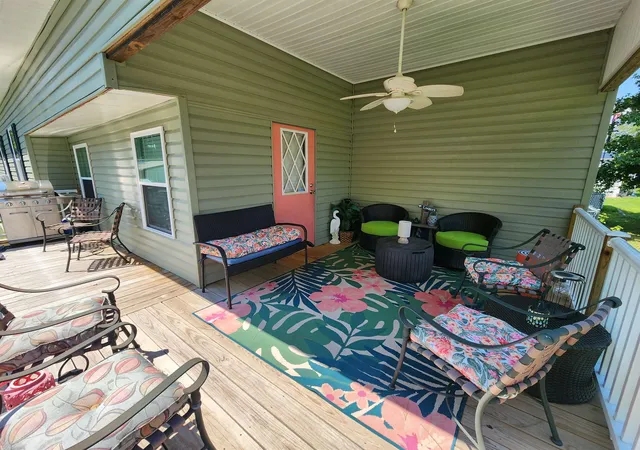 Photo 2 of Manufactured home for sale at 1517 Pisces Ln, Myrtle Beach, SC 29575 | MLS# 2625817 | Listing updated on 2026-10-22