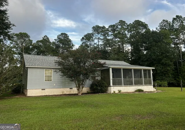 Photo 1 of Sale Pending at 1693 E Lake Dr, Screven, GA 31560 | MLS# 10844684 | Listing updated on 2026-09-24