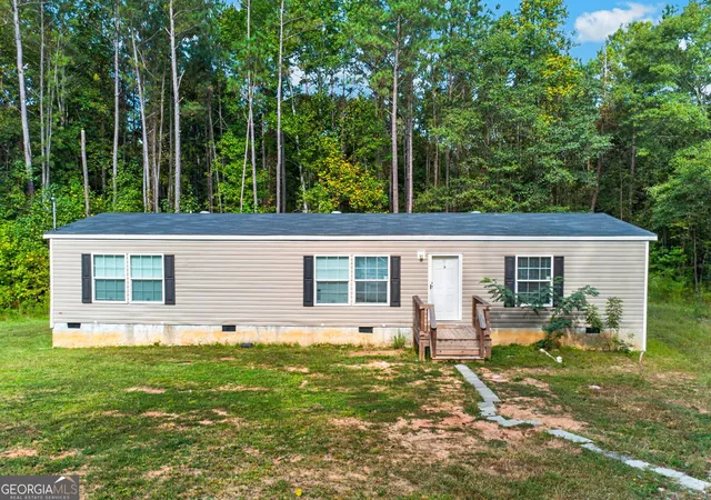 Photo 1 of Single family home for sale at 3930 Bartley Rd, West Point, GA 31833 | MLS# 10851487 | Listing updated on 2026-10-07