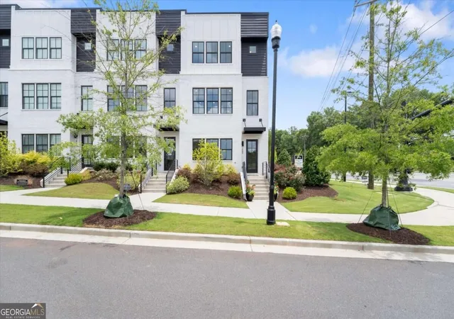 Townhouse for sale at 669 Soul Aly #144, Alpharetta, GA 30009 | MLS# 10845809