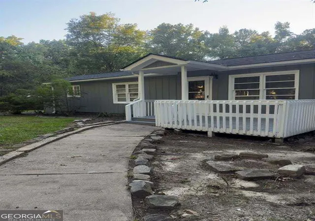 Photo 3 of Single family home for sale at 6550 Gordon Ln, Austell, GA 30168 | MLS# 10846303 | Listing updated on 2026-10-06
