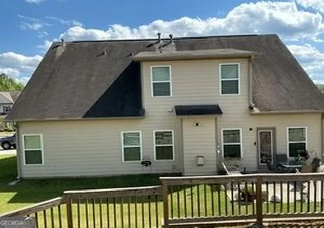 Photo 2 of Single family home for sale at 17 Camden Lake Way, Villa Rica, GA 30180 | MLS# 10868660 | Listing updated on 2026-10-28