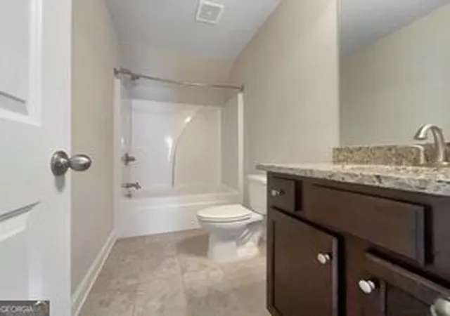 Photo 4 of Single family home for sale at 17 Camden Lake Way, Villa Rica, GA 30180 | MLS# 10868660 | Listing updated on 2026-10-28