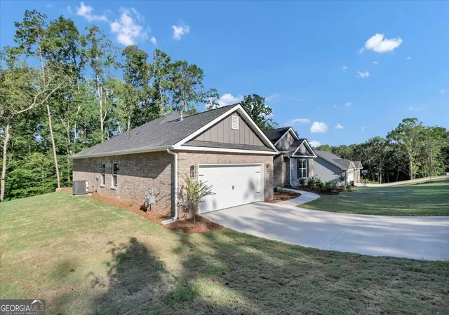 Photo 2 of Single family home for sale at 5345 Vinci Pl, Douglasville, GA 30135 | MLS# 10839851 | Listing updated on 2026-09-11