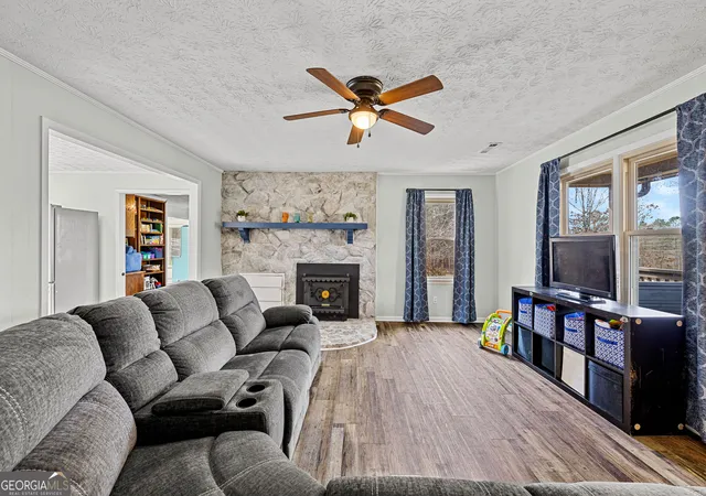 Photo 3 of Single family home for sale at 751 Brimer Rd, Newnan, GA 30263 | MLS# 10853442 | Listing updated on 2026-10-09