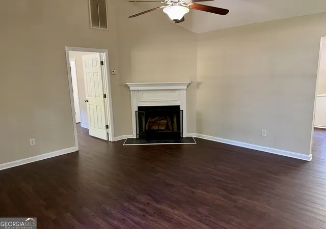 Photo 4 of Single family home for sale at 164 Lake Forest Dr, Jackson, GA 30233 | MLS# 10843966 | Listing updated on 2026-09-11
