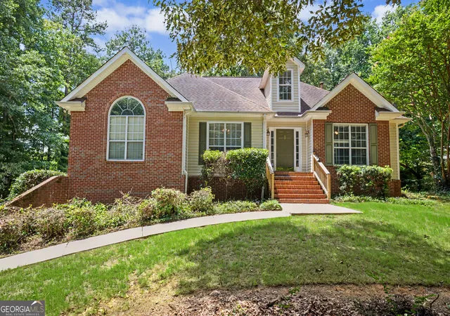 Photo 1 of Single family home for sale at 85 Woodstream Dr, Newnan, GA 30265 | MLS# 10836967 | Listing updated on 2026-09-15