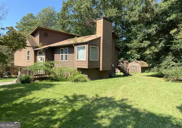 Photo 2 of Single family home for sale at 4911 Cowan Rd, Acworth, GA 30101 | MLS# 10832847 | Listing updated on 2026-09-12