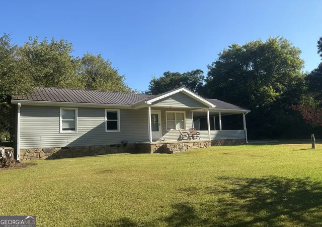 Photo 2 of Sale Pending at 1321 Mountain Brk Dr, Thomaston, GA 30286 | MLS# 10848089 | Listing updated on 2026-09-21