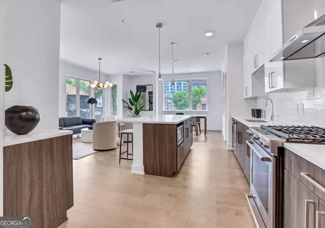 Photo 2 of Condo for sale at 775 Juniper St NE #101, Atlanta, GA 30308 | MLS# 10842055 | Listing updated on 2026-09-10