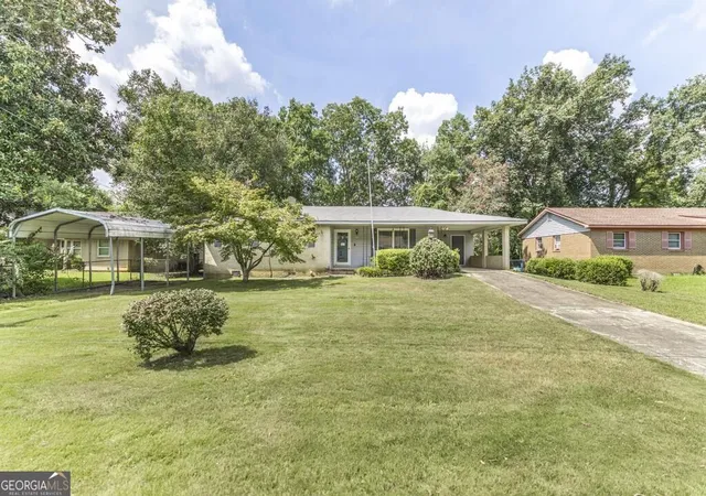 Photo 1 of Single family home for sale at 108 Highland Dr, Warner Robins, GA 31088 | MLS# 10849377 | Listing updated on 2026-09-19