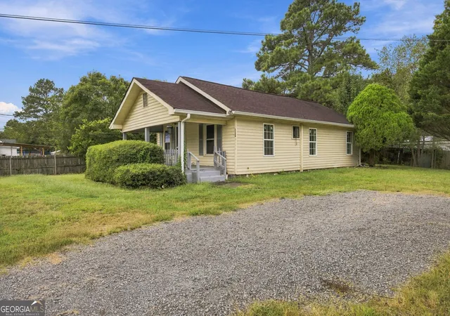 Single family home for sale at 1114 Mount Vernon Rd, Tunnel Hill, GA 30755 | MLS# 10852225