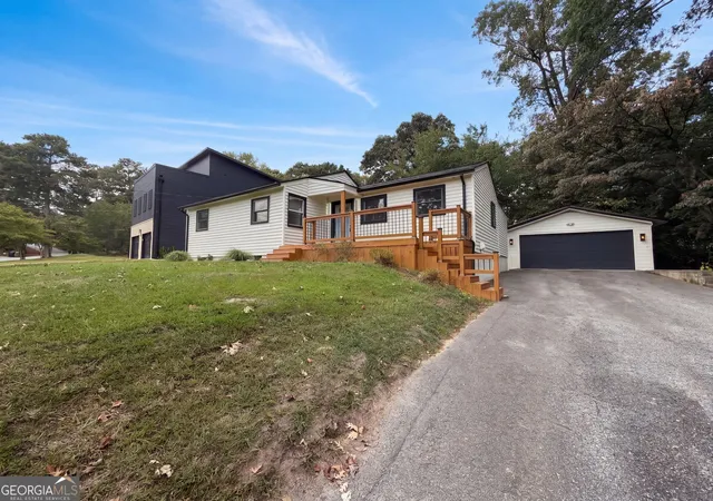 Photo 1 of Single family home for sale at 2225 Misty Ln Se, Smyrna, GA 30080 | MLS# 10848682 | Listing updated on 2026-10-03