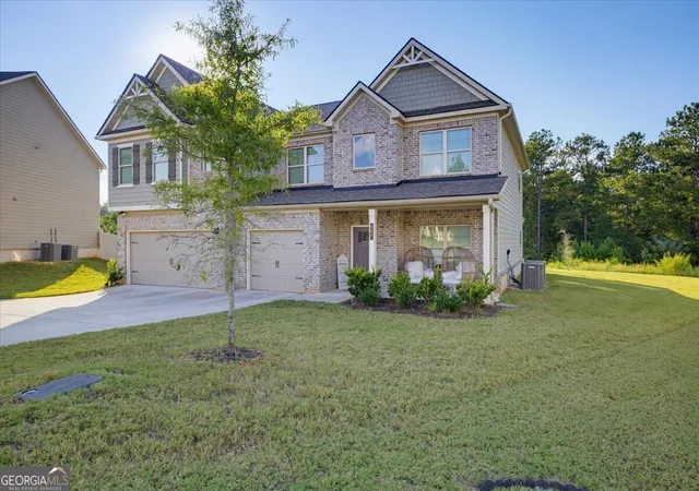 Photo 3 of Single family home for sale at 517 Redchurch Dr, Mcdonough, GA 30252 | MLS# 10853493 | Listing updated on 2026-10-09