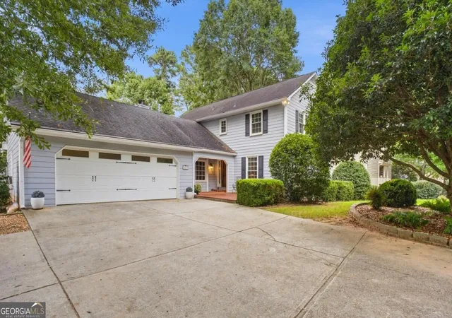Photo 1 of Single family home for sale at 4086 Howell Fry Rd, Duluth, GA 30096 | MLS# 10845345 | Listing updated on 2026-10-08