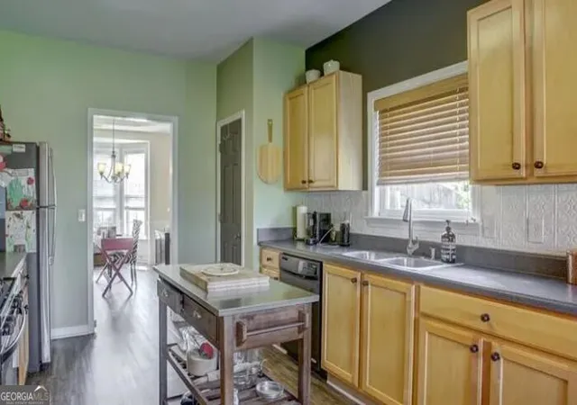 Photo 4 of Single family home for sale at 607 Wiley Ct, Canton, GA 30115 | MLS# 10843022 | Listing updated on 2026-09-10