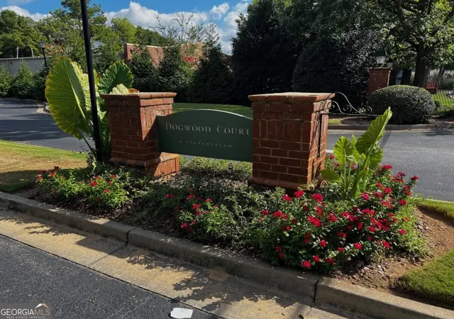 Photo 4 of Single family home for sale at 3302 Dogwood Dr #124, Hapeville, GA 30354 | MLS# 10878053 | Listing updated on 2026-10-29