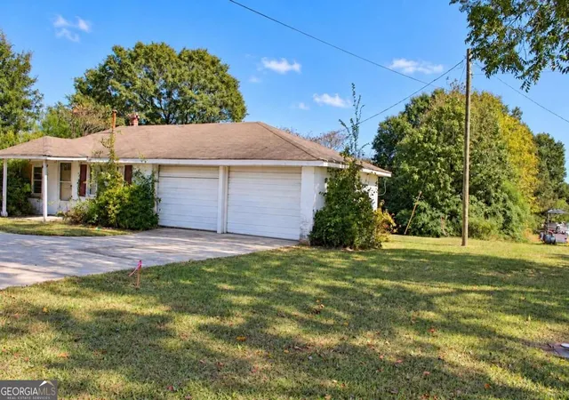 Photo 1 of Single family home for sale at 1346 Lester Rd Nw, Conyers, GA 30012 | MLS# 10878800 | Listing updated on 2026-10-30