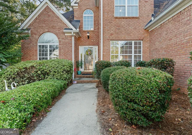 Photo 3 of Single family home for sale at 128 Brookefield Dr, Macon, GA 31210 | MLS# 10852888 | Listing updated on 2026-09-28