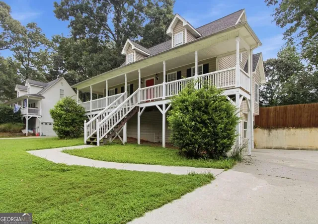 Photo 3 of Single family home for sale at 221 Glen Ridge Dr, Villa Rica, GA 30180 | MLS# 10845797 | Listing updated on 2026-10-31
