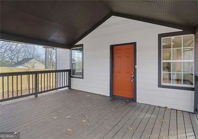 Photo 2 of Single family home for sale at 391 S Bend Ave Se, Atlanta, GA 30315 | MLS# 10837543 | Listing updated on 2026-09-15