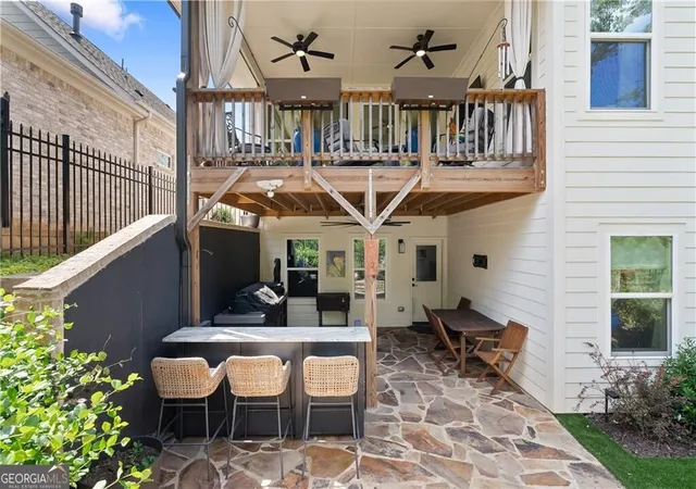 Photo 2 of Single family home for sale at 318 Carriage Glen Ln, Woodstock, GA 30188 | MLS# 10844721 | Listing updated on 2026-09-23