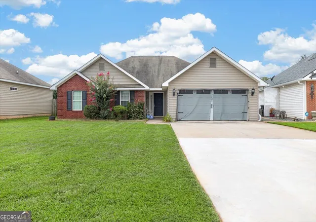 Photo 2 of Single family home for sale at 707 Madison Pl Pkwy, Byron, GA 31008 | MLS# 10840893 | Listing updated on 2026-09-08