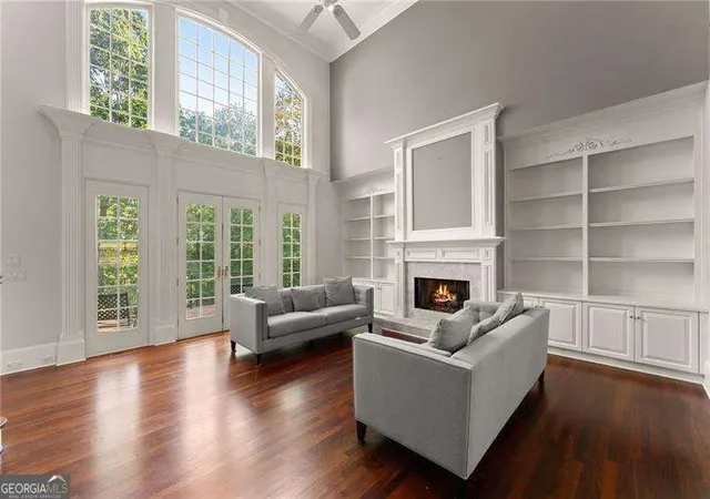 Photo 4 of Single family home for sale at 2040 Tee Dr, Braselton, GA 30517 | MLS# 10851714 | Listing updated on 2026-10-09