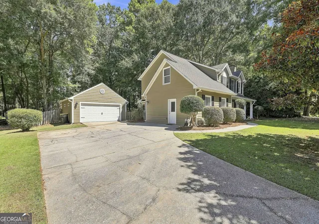 Photo 2 of Single family home for sale at 109 Rubicon Rd, Peachtree City, GA 30269 | MLS# 10843331 | Listing updated on 2026-09-10